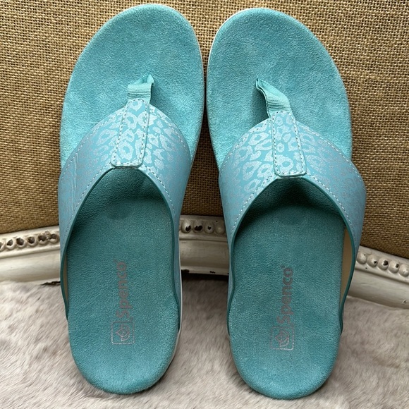 Spenco | Aqua Sea Cheetah-Accent Hampton Flip-Flop - Picture 12 of 15